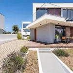 Akivillas Chill וילה *