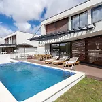 Akivillas Chill וילה *
